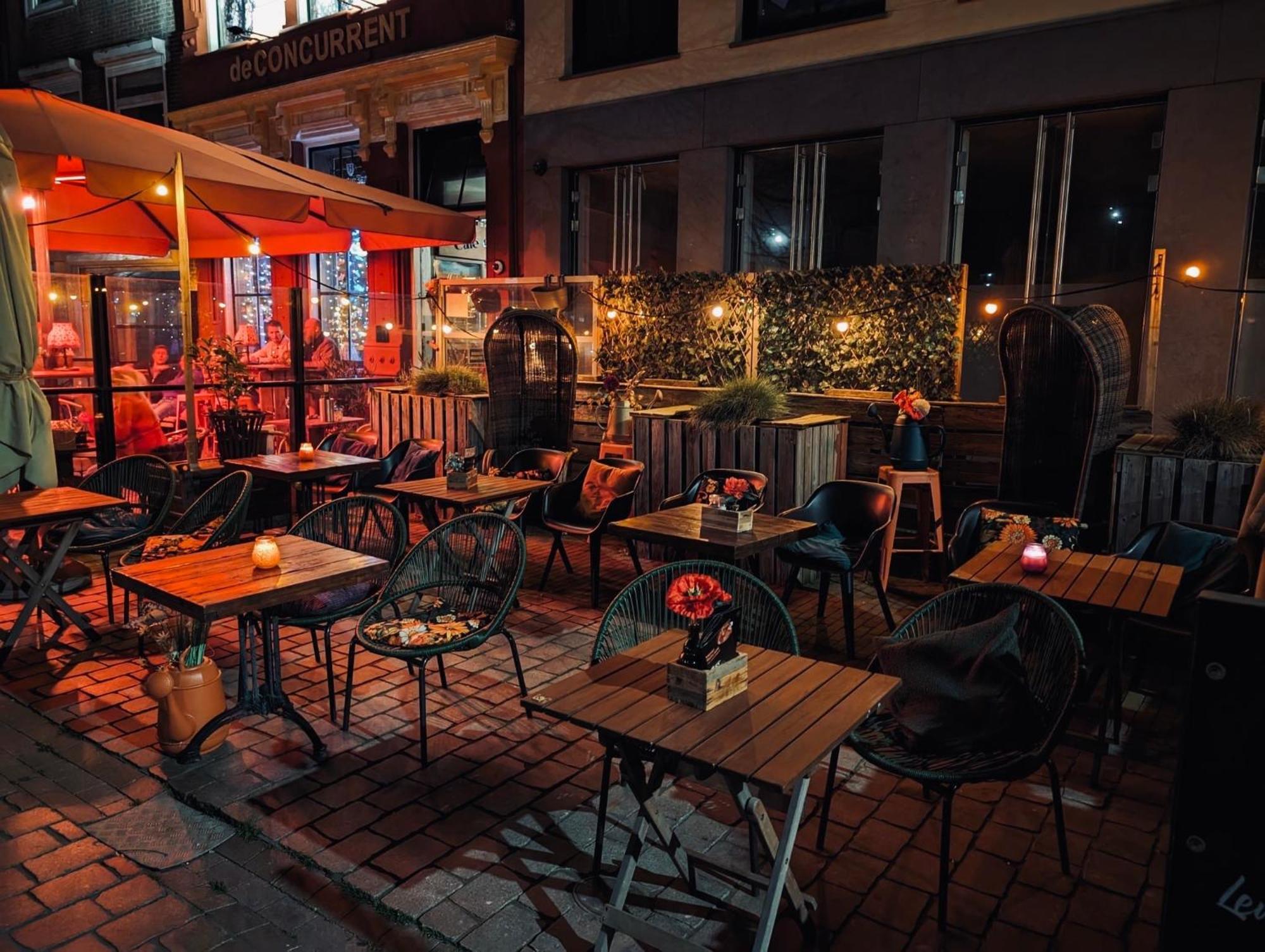 Slapen Bij Cafe De Concurrent Otel Vlissingen Dış mekan fotoğraf