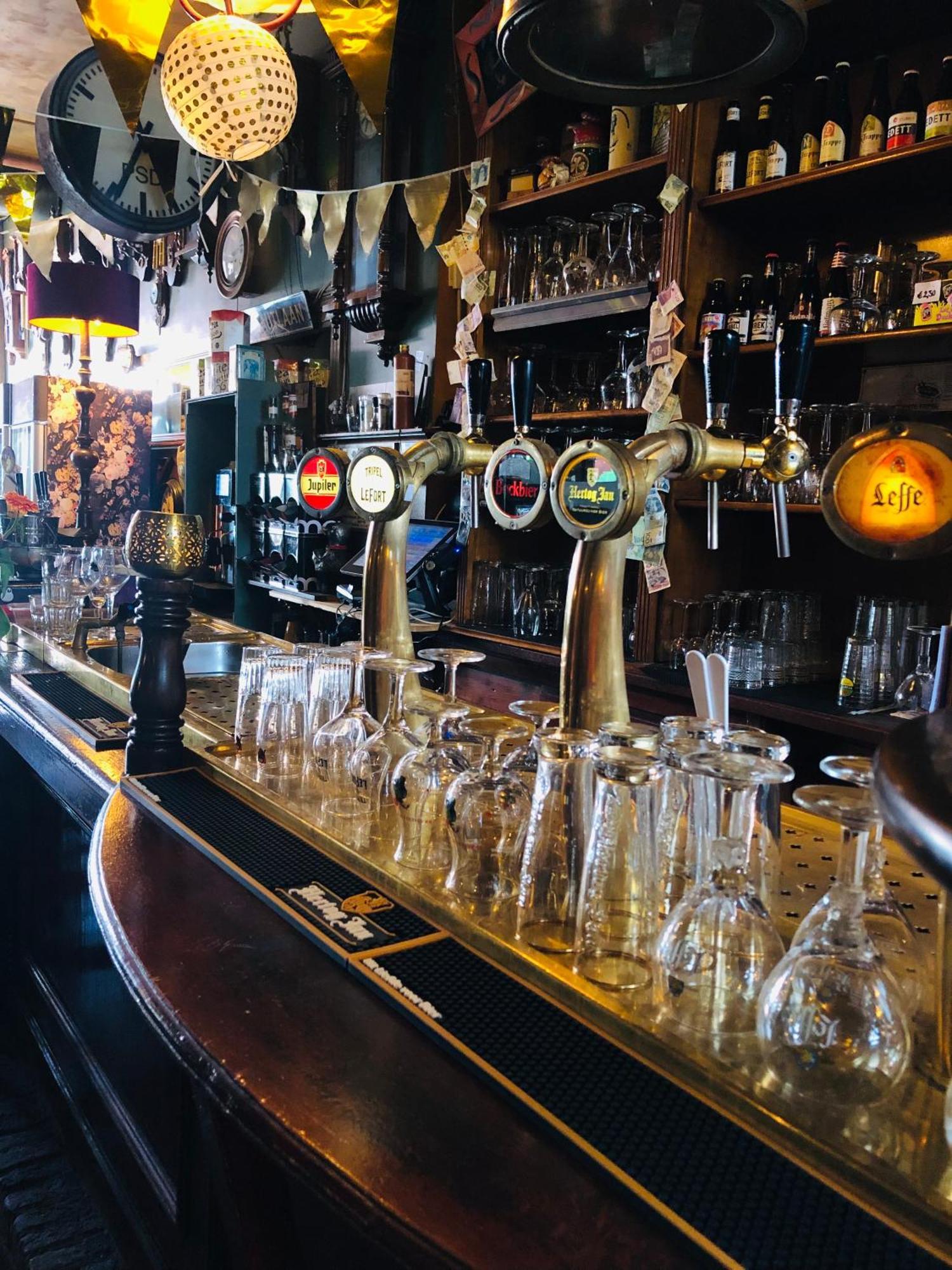 Slapen Bij Cafe De Concurrent Otel Vlissingen Dış mekan fotoğraf